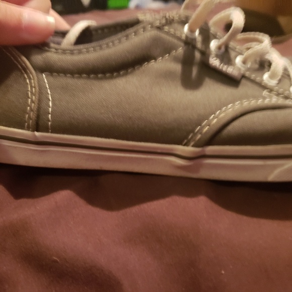 Women's Vans - Picture 4 of 6